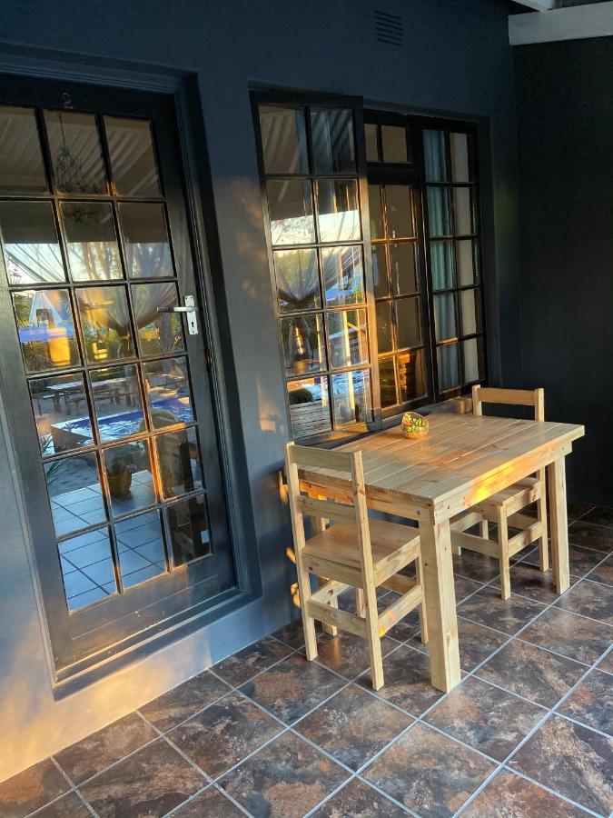 Karoozin Village Oudtshoorn Exteriör bild